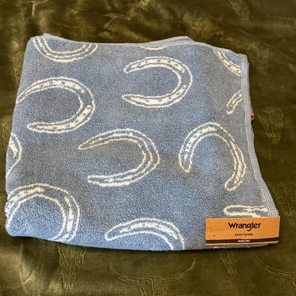 Wrangler Bath Towel Unisex OS New Horseshoe Blue Pattern Quick Dry Western